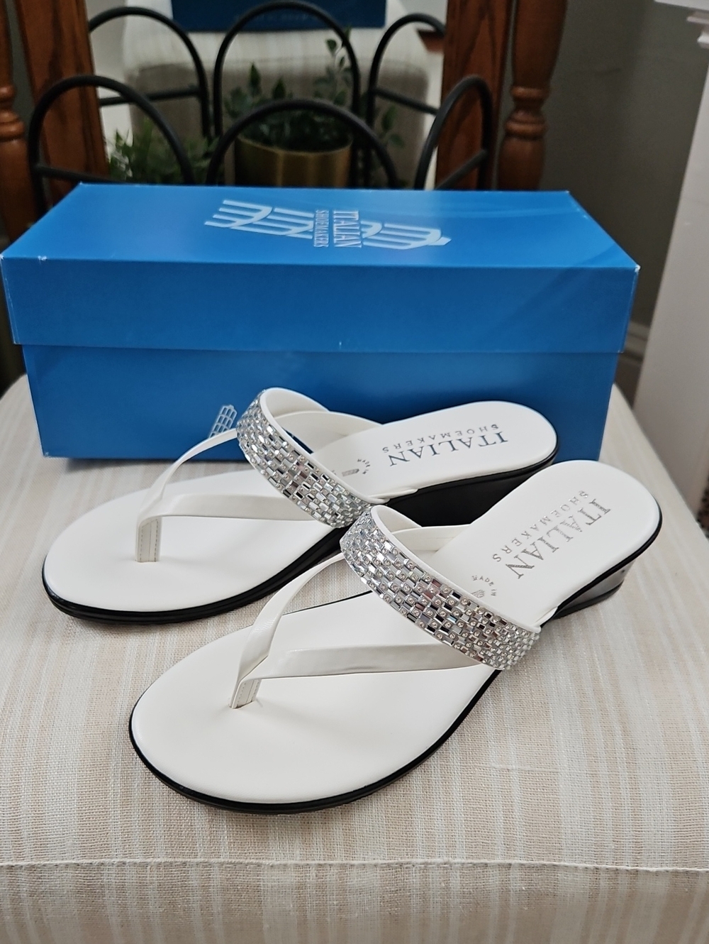 NIB Italian Shoemakers White Rhinestone Thong Wedge Sandals - Picture 1 of 8
